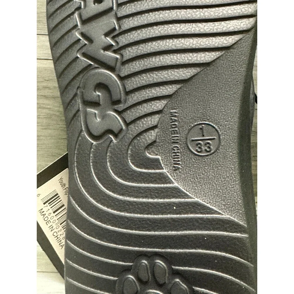 Dawgs Deep Navy Foam Thong Sandals size 1 kids